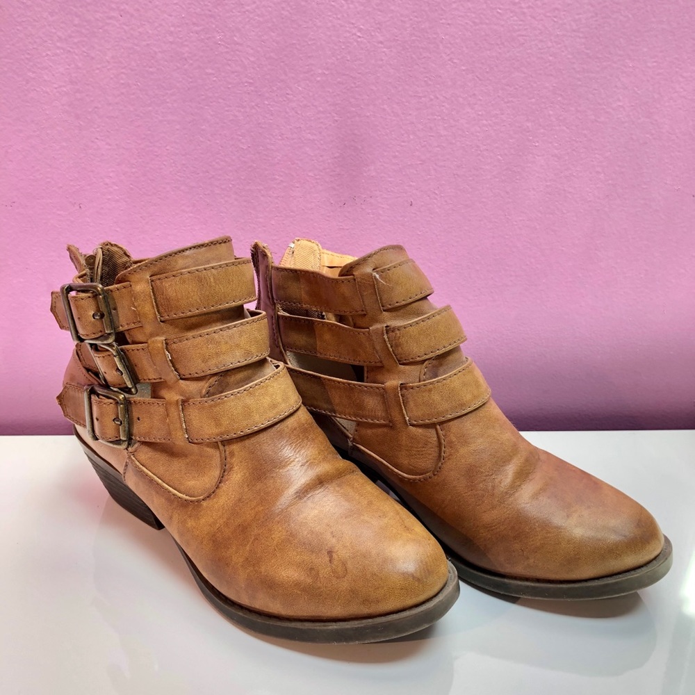 Tan Heeled Ankle Boots